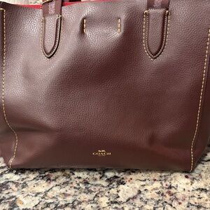 Like new Coach Derby tote, burgundy